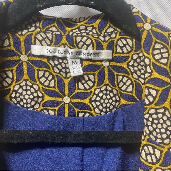 Geometric Patterned Women's Jacket - Picture 2 of 9